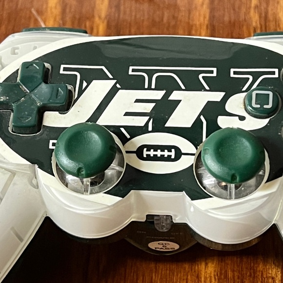 Mad Catz Officially Licensed NFL Wireless Controller For PlayStation NY Jets - Picture 2 of 13